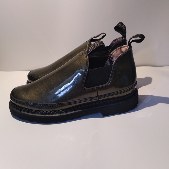 Georgia Boot women's size 11 M Gold shimmer olive. - Picture 1 of 6